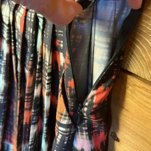 Womens Anthropologie Fynn and Rose Midi‎ skirt abstract print pleated pockets 2 - Picture 3 of 11